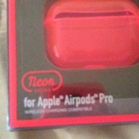 Advantech Airpods  PRO case - Picture 2 of 3